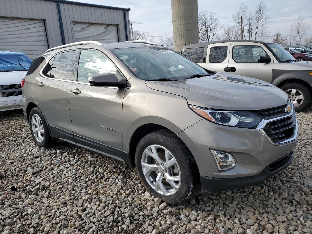 Photo 3 VIN: 3GNAXVEXXKS531535 - CHEVROLET EQUINOX 