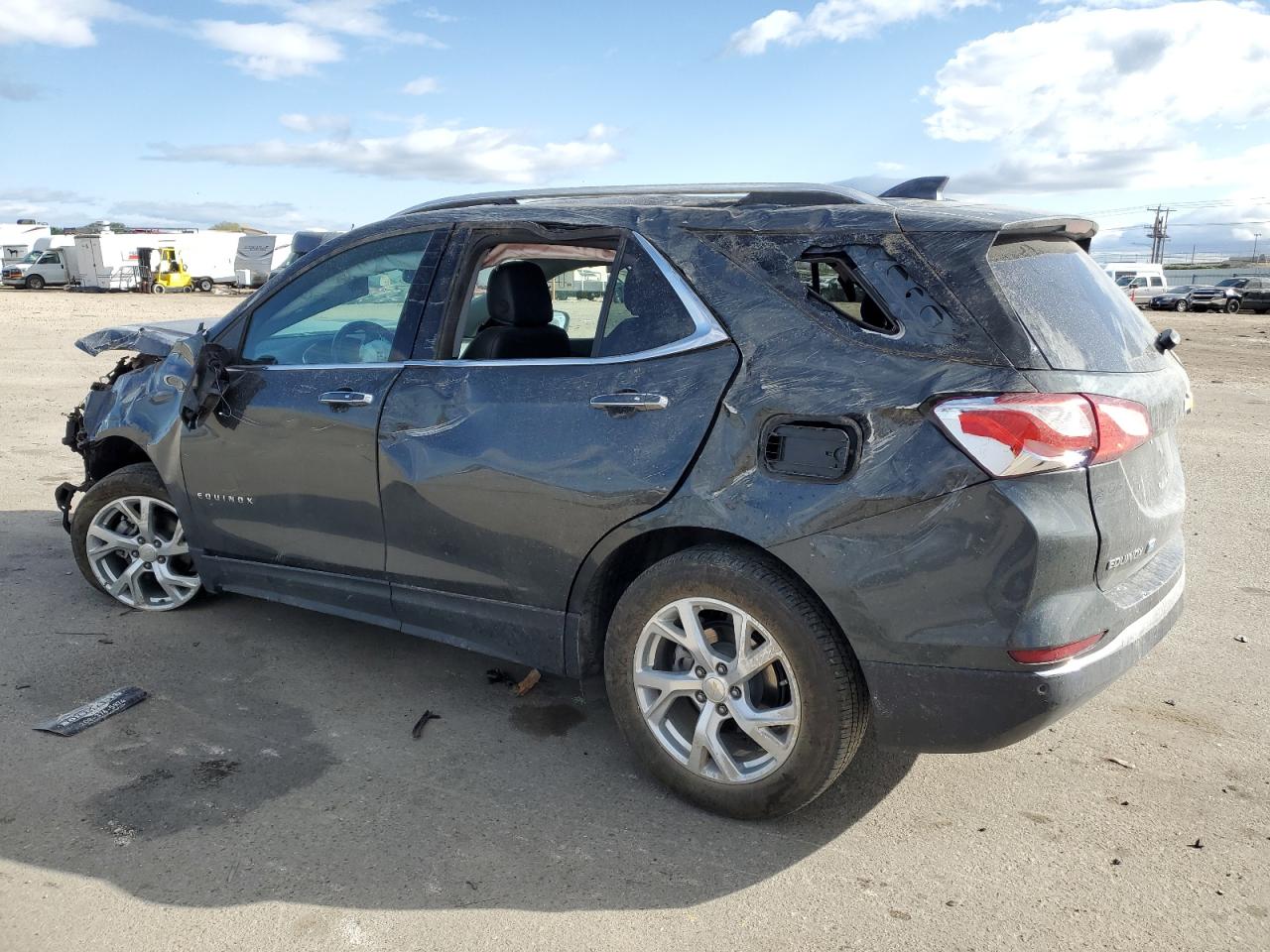 Photo 1 VIN: 3GNAXXEU0JS556072 - CHEVROLET EQUINOX 