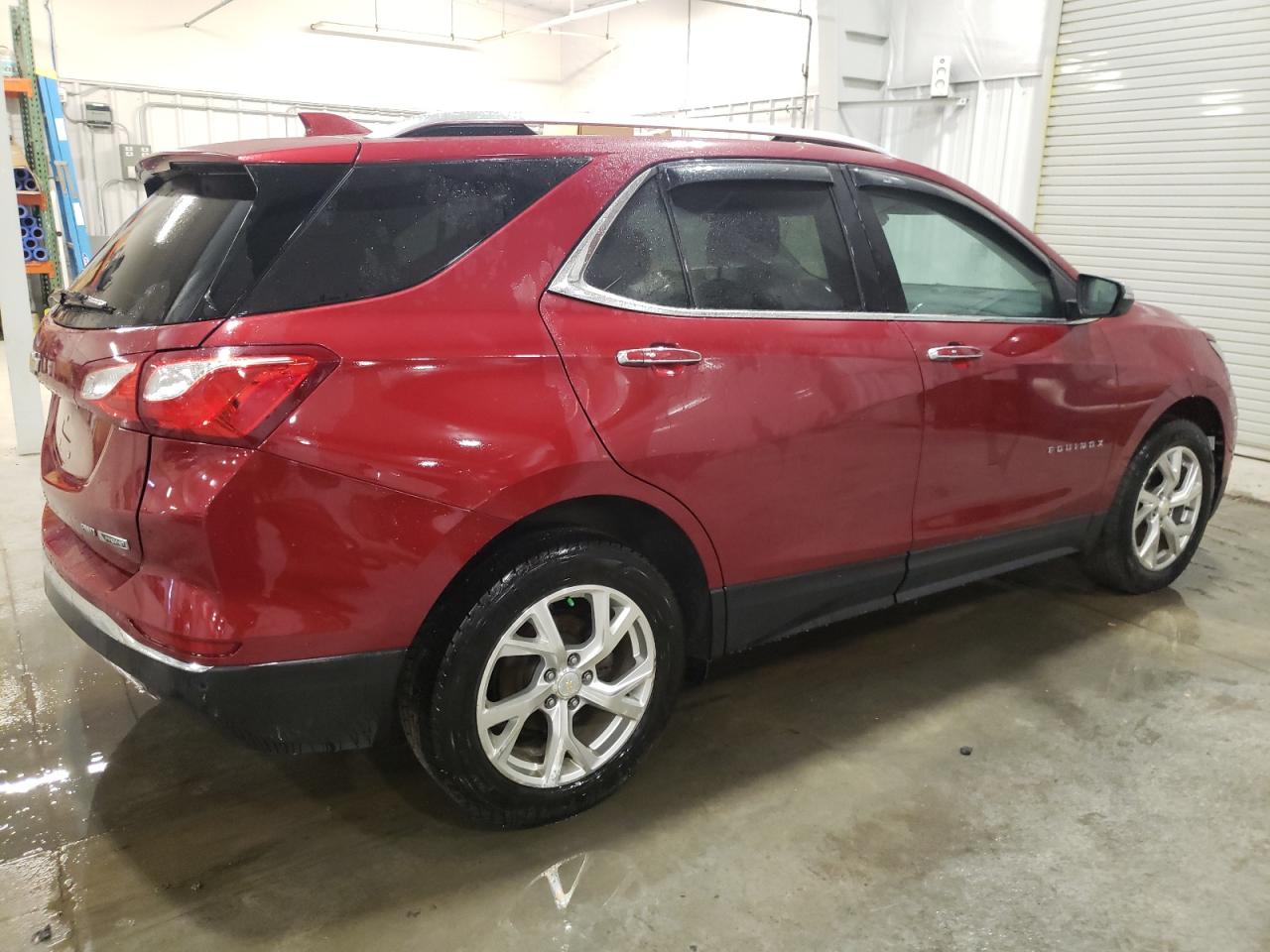 Photo 2 VIN: 3GNAXXEU2JL176368 - CHEVROLET EQUINOX 