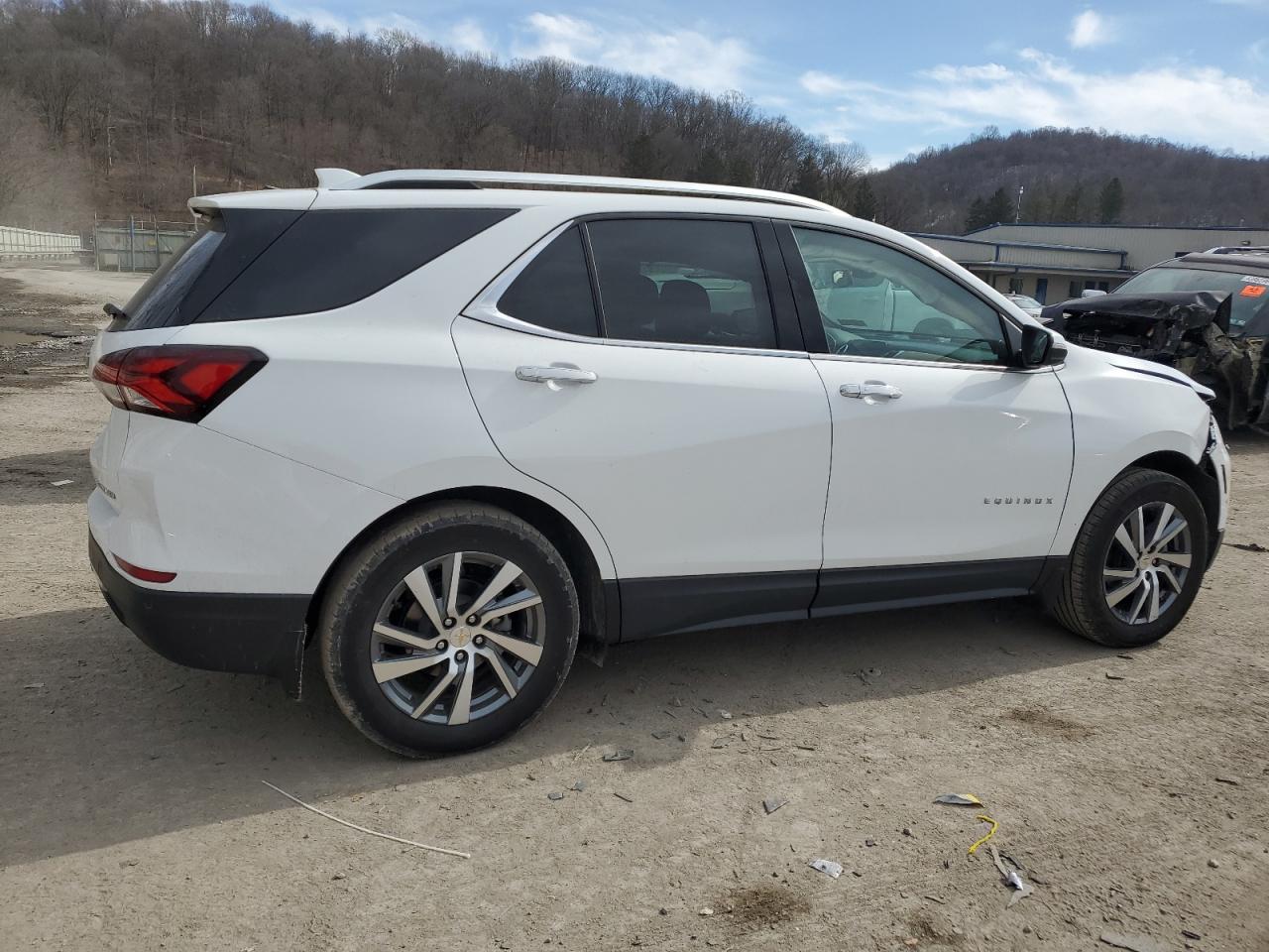 Photo 2 VIN: 3GNAXXEV3NS246416 - CHEVROLET EQUINOX 