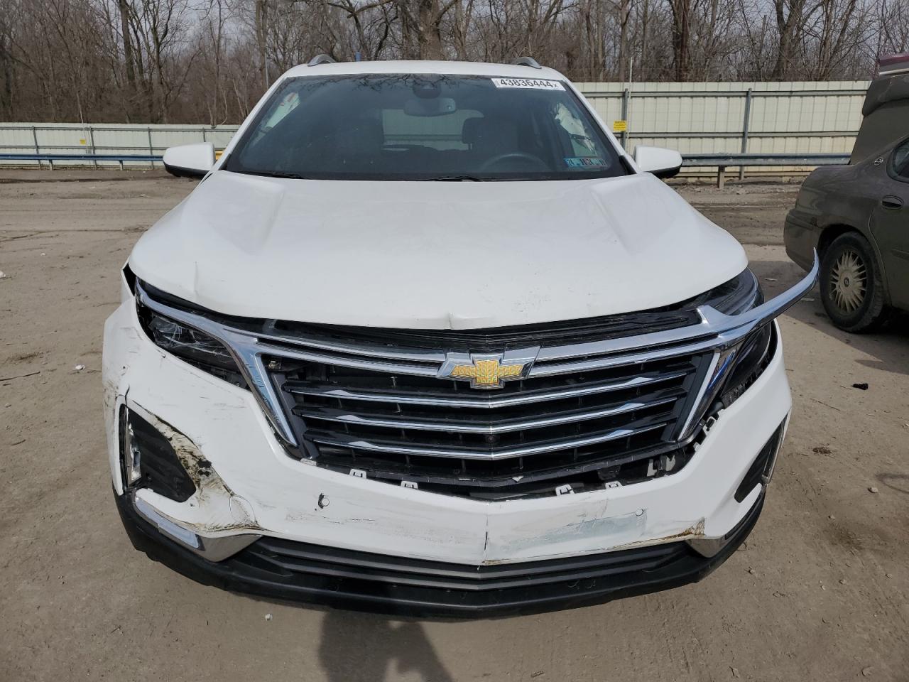 Photo 4 VIN: 3GNAXXEV3NS246416 - CHEVROLET EQUINOX 