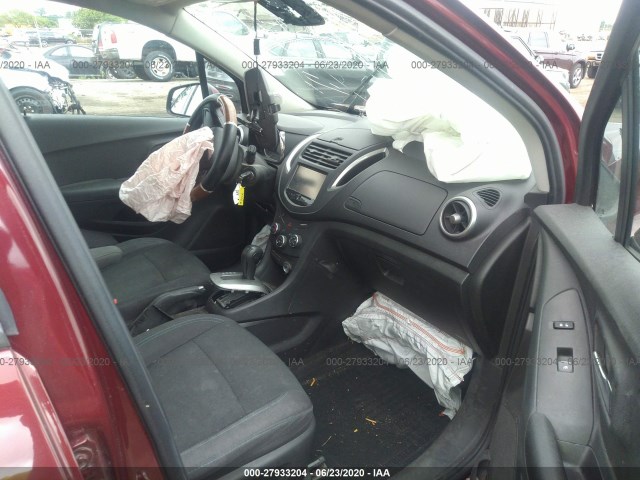 Photo 4 VIN: 3GNCJKSB0GL235751 - CHEVROLET TRAX 