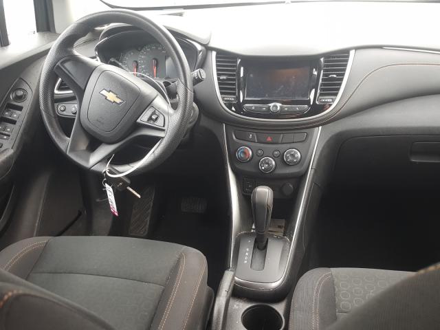 Photo 8 VIN: 3GNCJKSB0HL178498 - CHEVROLET TRAX LS 