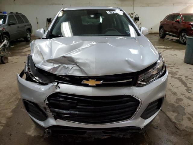 Photo 4 VIN: 3GNCJKSB0JL245137 - CHEVROLET TRAX LS 