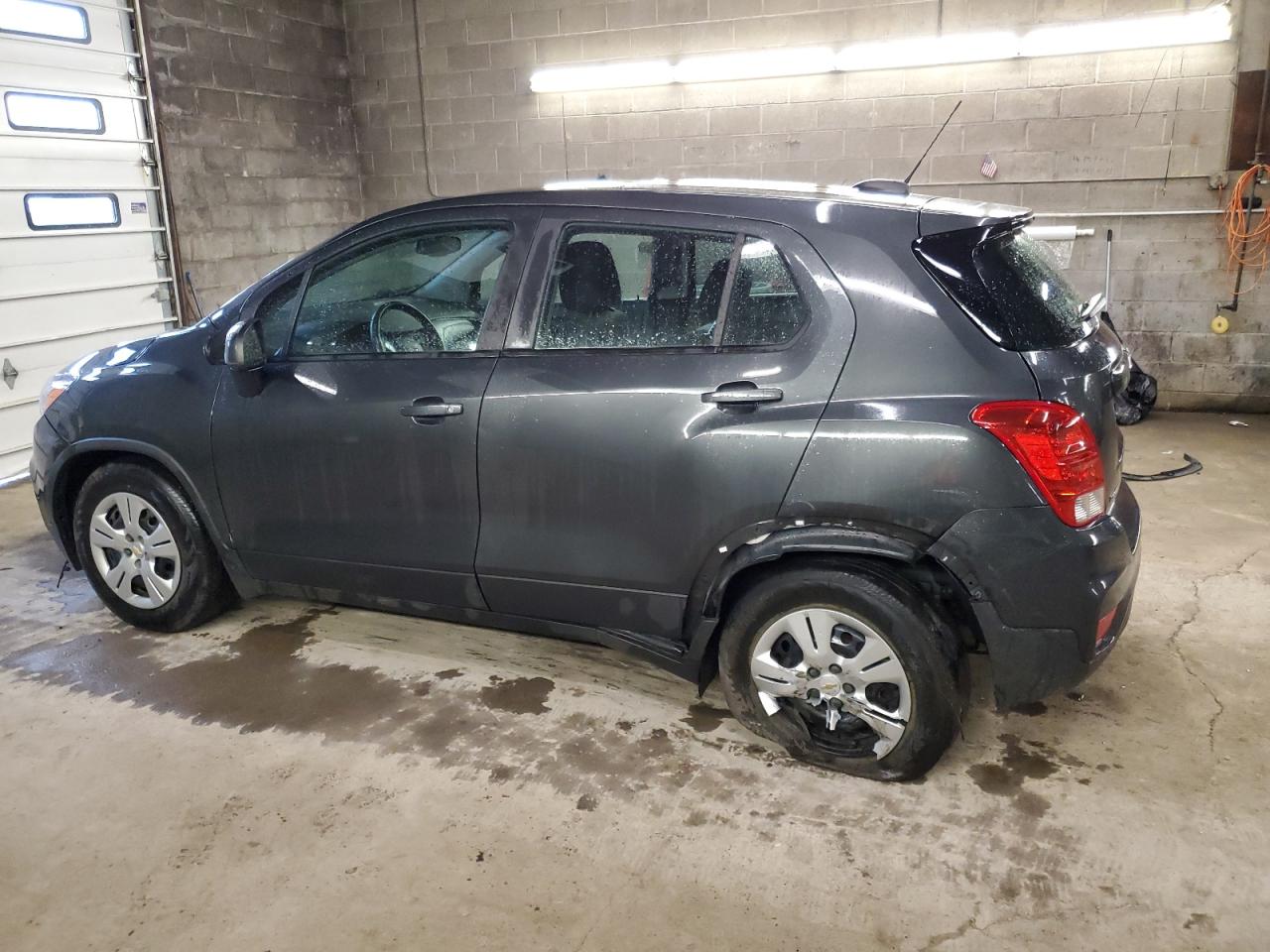 Photo 1 VIN: 3GNCJKSB0KL138039 - CHEVROLET TRAX 