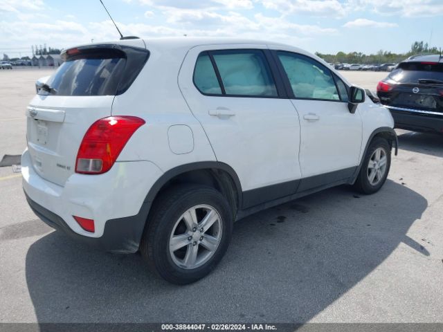 Photo 3 VIN: 3GNCJKSB0KL242806 - CHEVROLET TRAX 