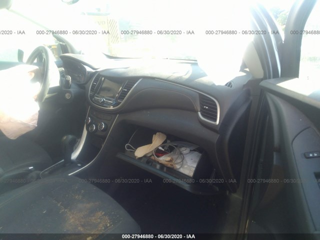 Photo 4 VIN: 3GNCJKSB0KL271268 - CHEVROLET TRAX 