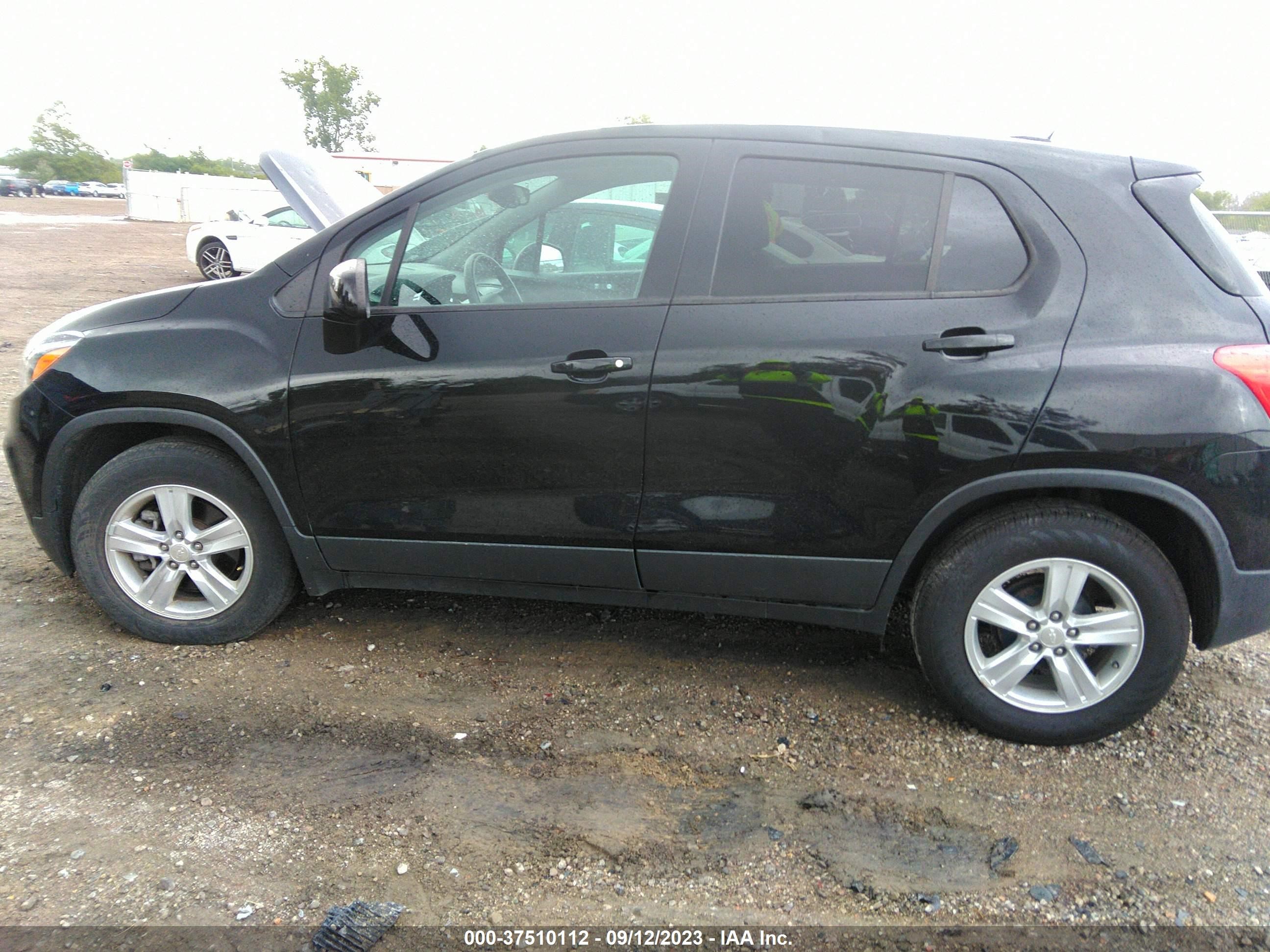 Photo 13 VIN: 3GNCJKSB0KL333185 - CHEVROLET TRAX 