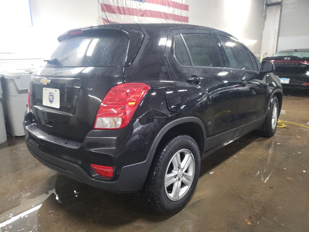 Photo 2 VIN: 3GNCJKSB0KL366512 - CHEVROLET TRAX 