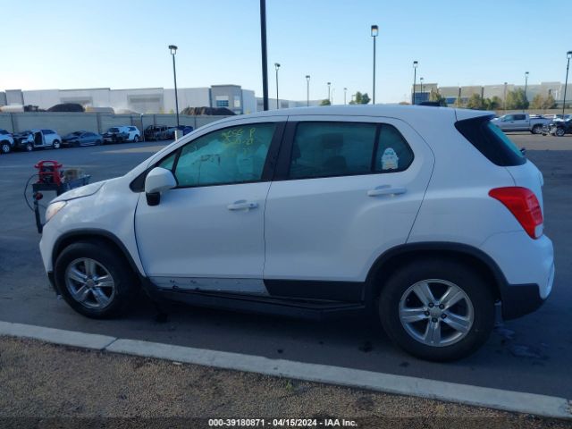 Photo 5 VIN: 3GNCJKSB0KL381611 - CHEVROLET TRAX 