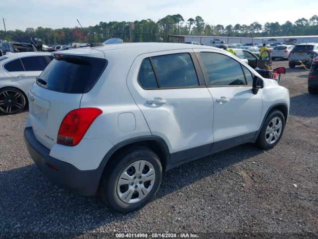 Photo 3 VIN: 3GNCJKSB1FL226135 - CHEVROLET TRAX 