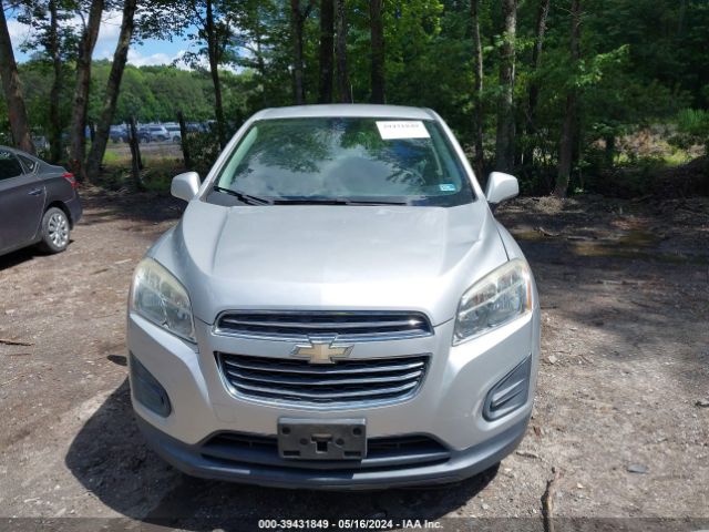 Photo 5 VIN: 3GNCJKSB1GL271741 - CHEVROLET TRAX 