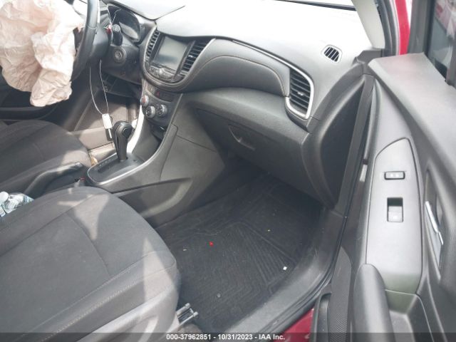 Photo 4 VIN: 3GNCJKSB1HL275841 - CHEVROLET TRAX 