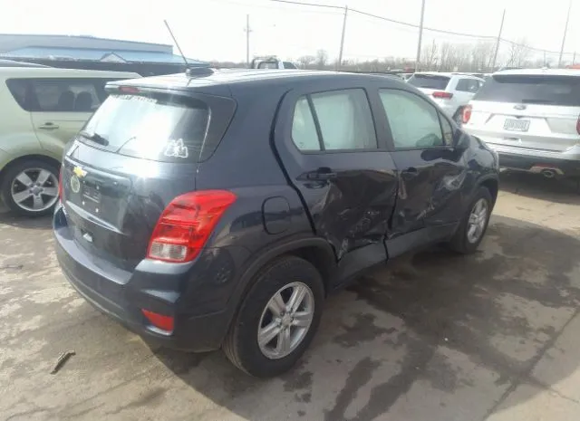 Photo 3 VIN: 3GNCJKSB1KL214075 - CHEVROLET TRAX 