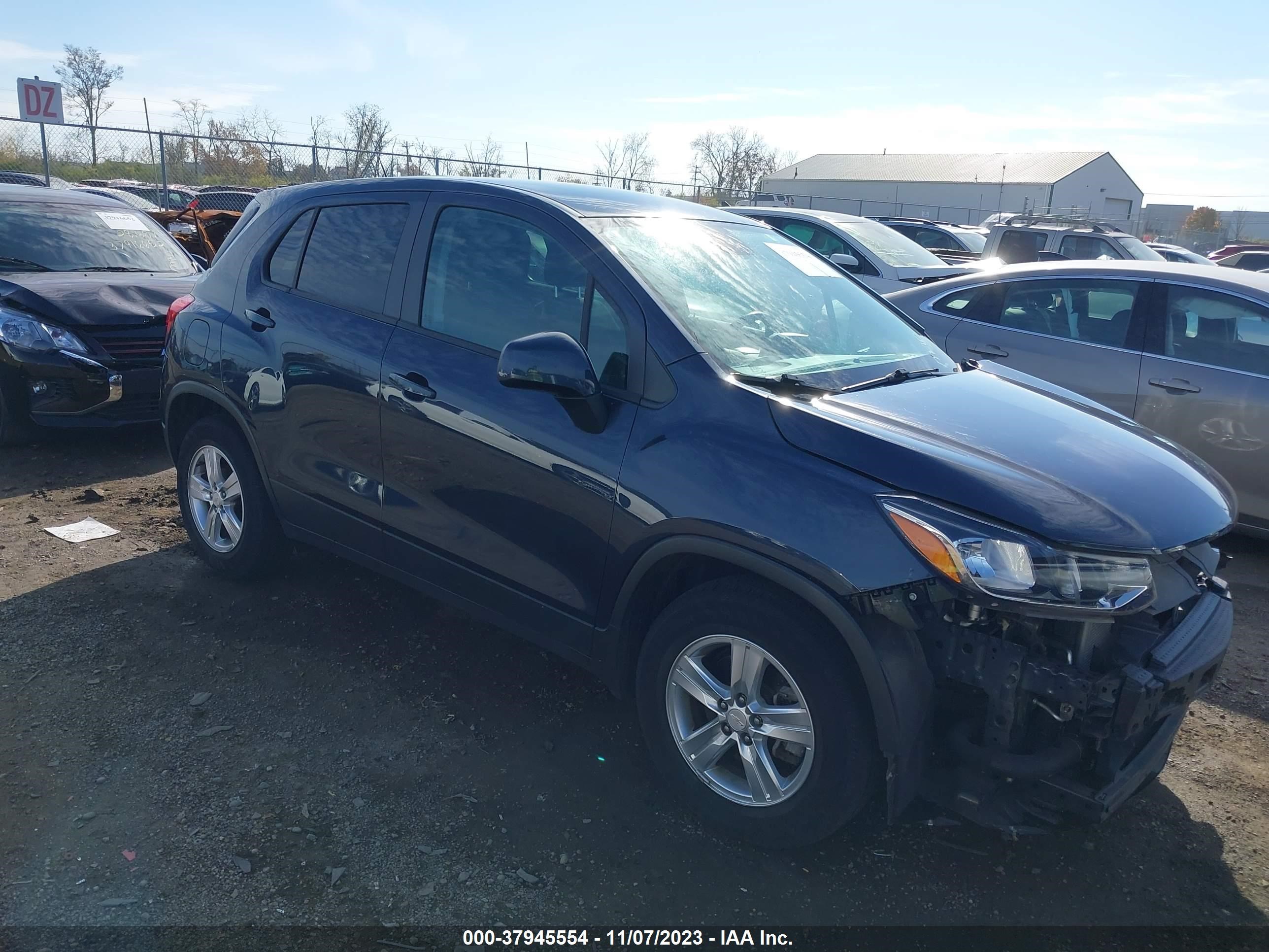 Photo 0 VIN: 3GNCJKSB1KL272378 - CHEVROLET TRAX 