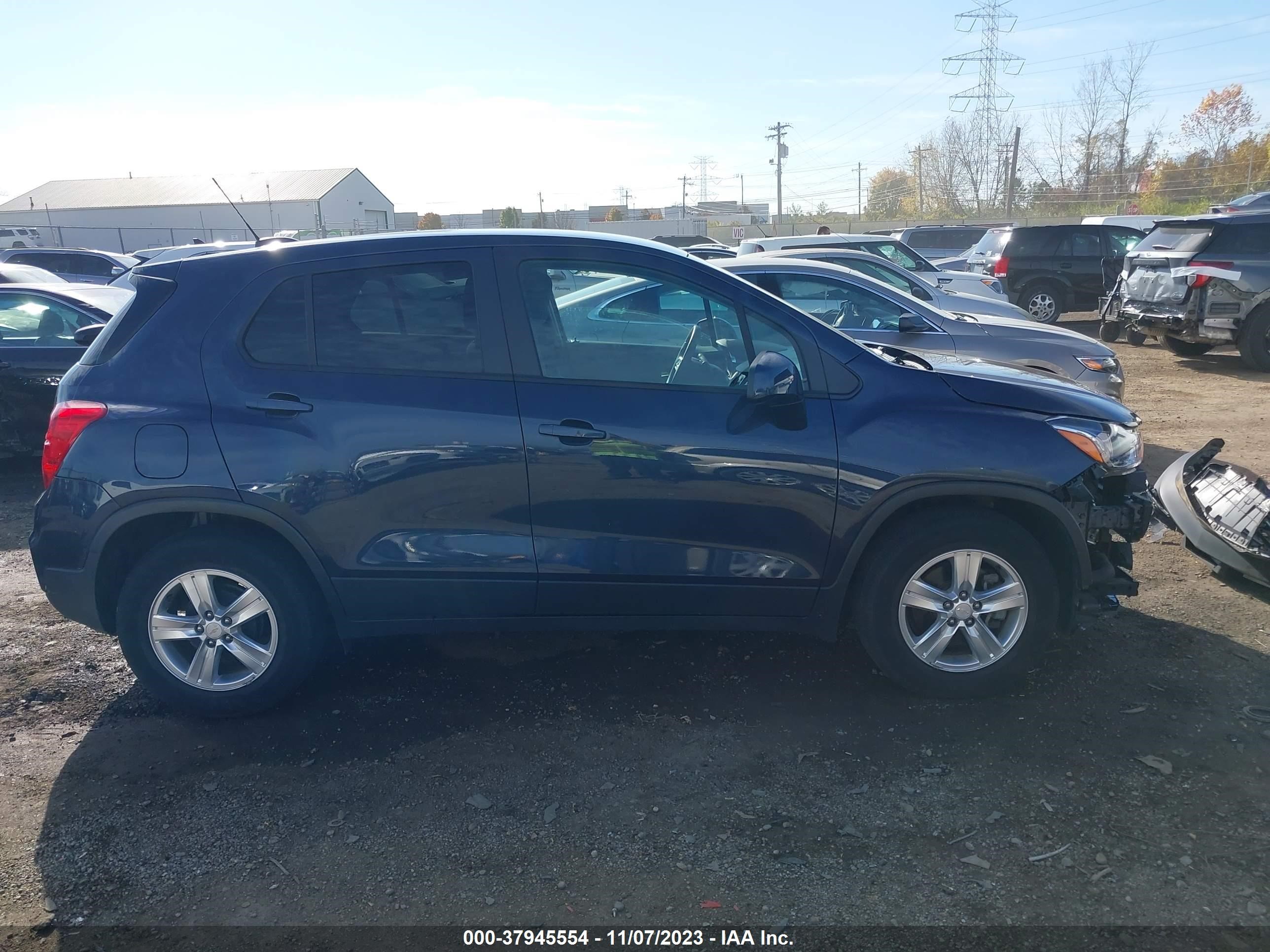 Photo 13 VIN: 3GNCJKSB1KL272378 - CHEVROLET TRAX 