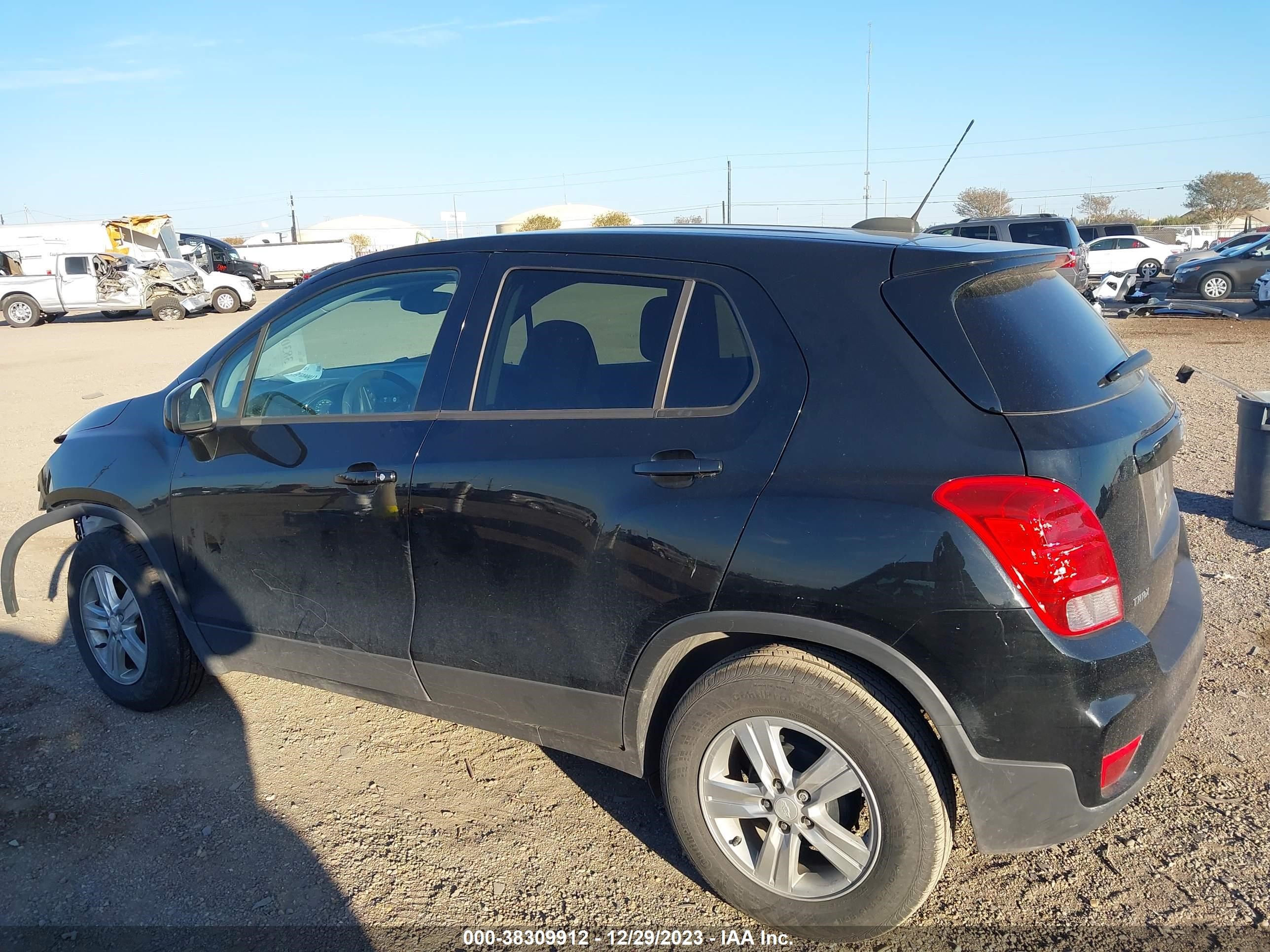 Photo 13 VIN: 3GNCJKSB1LL125432 - CHEVROLET TRAX 