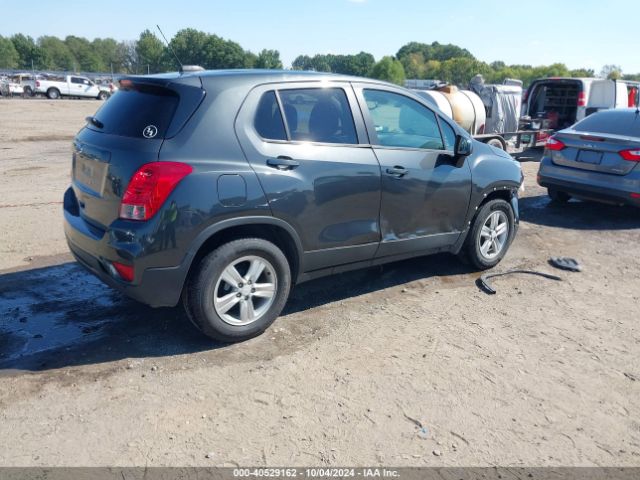 Photo 3 VIN: 3GNCJKSB1LL200520 - CHEVROLET TRAX 