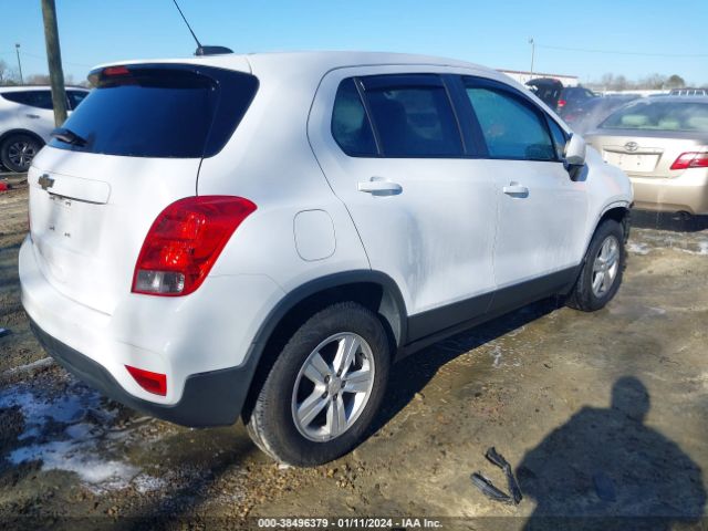 Photo 3 VIN: 3GNCJKSB1LL343273 - CHEVROLET TRAX 