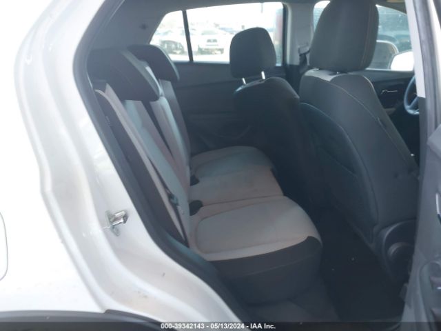 Photo 7 VIN: 3GNCJKSB2HL234523 - CHEVROLET TRAX 