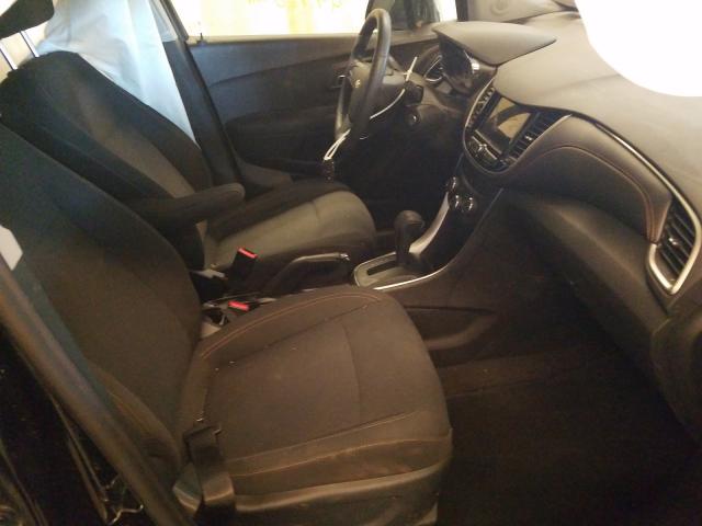 Photo 4 VIN: 3GNCJKSB2JL241512 - CHEVROLET TRAX LS 