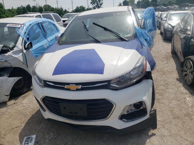 Photo 4 VIN: 3GNCJKSB2JL300610 - CHEVROLET TRAX LS 