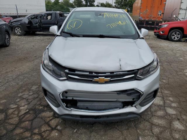 Photo 4 VIN: 3GNCJKSB2KL183838 - CHEVROLET TRAX LS 