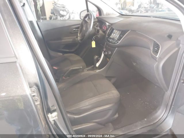 Photo 4 VIN: 3GNCJKSB2KL206504 - CHEVROLET TRAX 