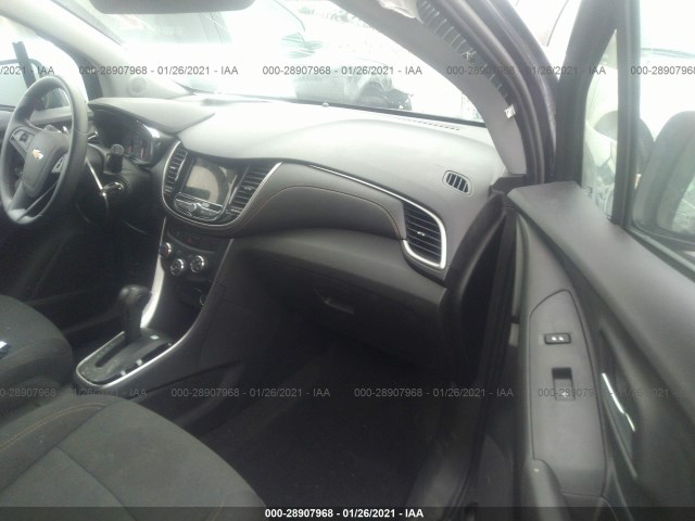 Photo 4 VIN: 3GNCJKSB2KL292638 - CHEVROLET TRAX 