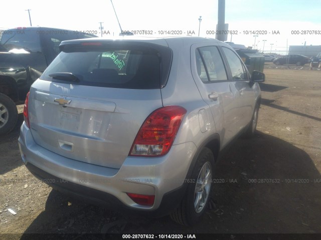 Photo 3 VIN: 3GNCJKSB2KL364874 - CHEVROLET TRAX 