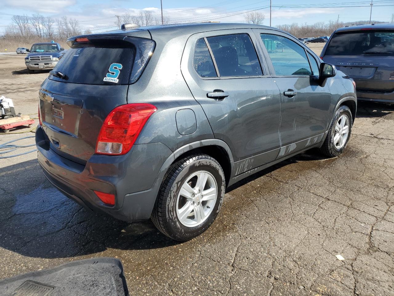 Photo 2 VIN: 3GNCJKSB2KL406279 - CHEVROLET TRAX 