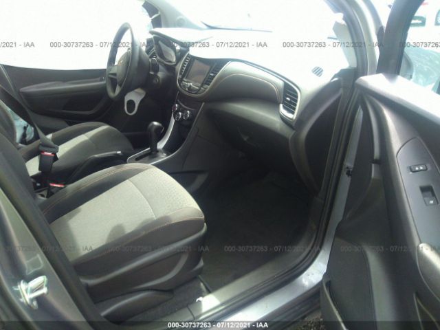 Photo 4 VIN: 3GNCJKSB2LL159363 - CHEVROLET TRAX 