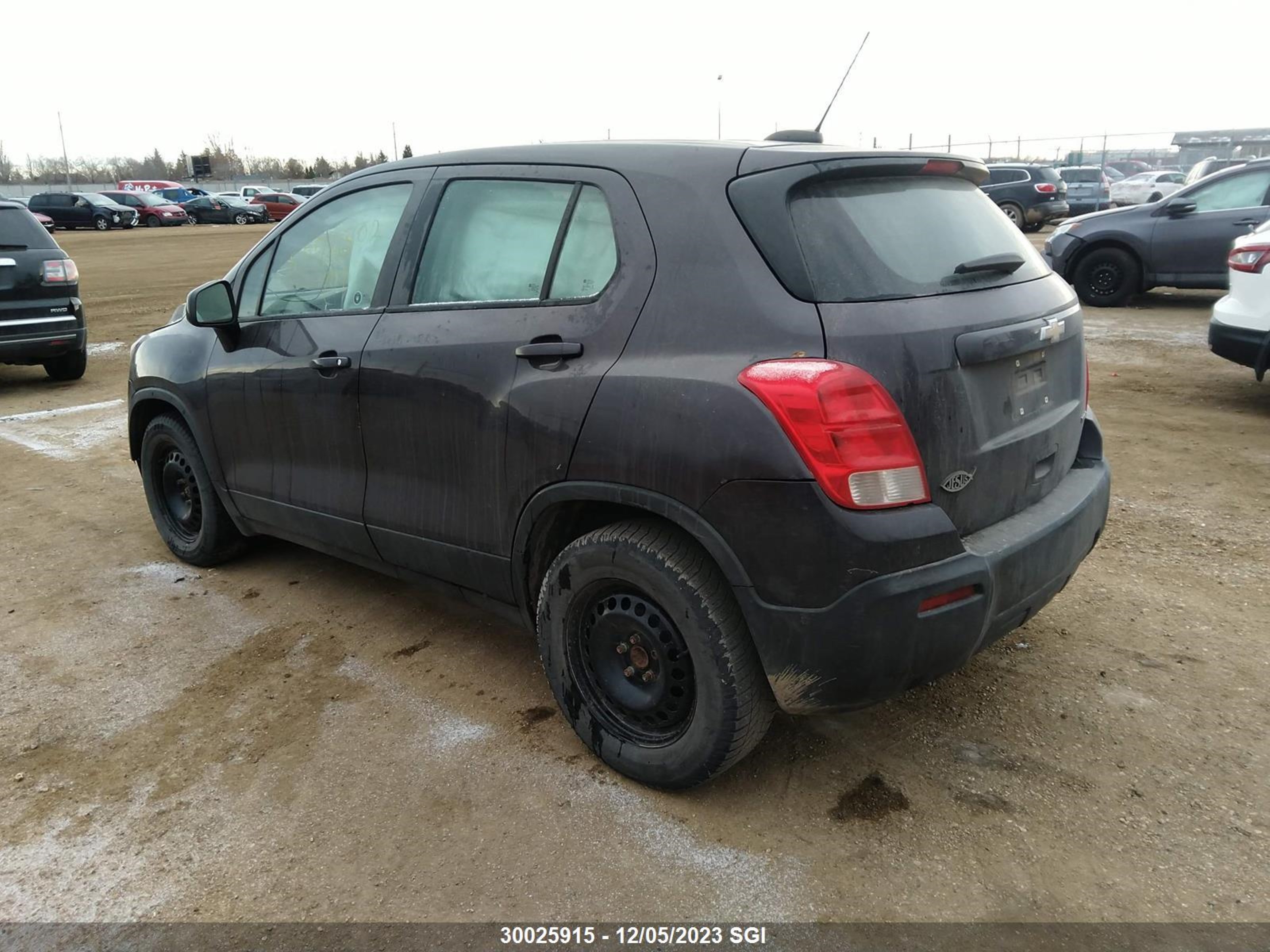 Photo 2 VIN: 3GNCJKSB3FL189489 - CHEVROLET TRAX 