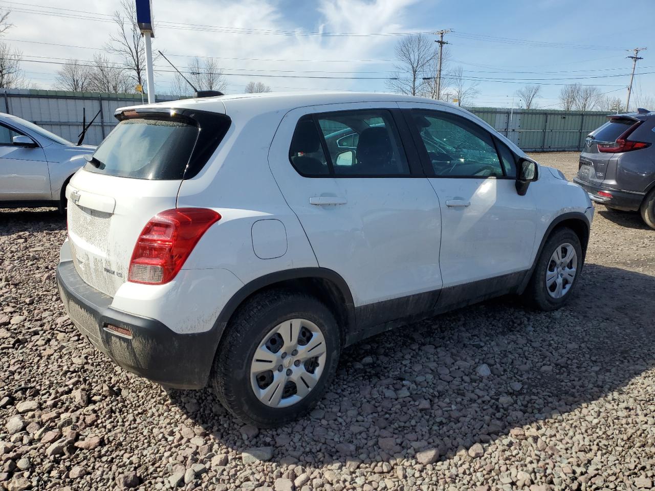 Photo 2 VIN: 3GNCJKSB3GL264466 - CHEVROLET TRAX 