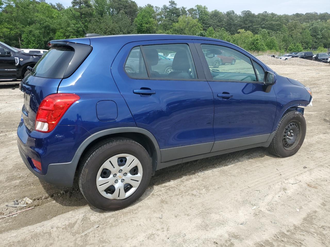 Photo 2 VIN: 3GNCJKSB3HL133491 - CHEVROLET TRAX 