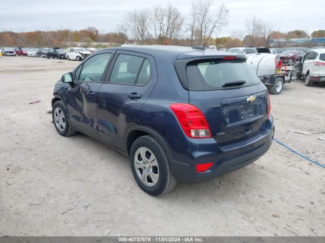 Photo 2 VIN: 3GNCJKSB3JL331350 - CHEVROLET TRAX 