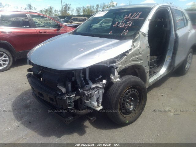 Photo 5 VIN: 3GNCJKSB3JL365045 - CHEVROLET TRAX 