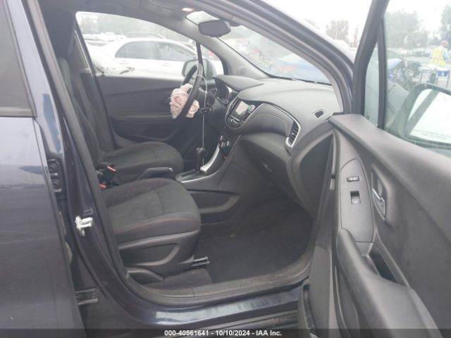 Photo 4 VIN: 3GNCJKSB3KL257784 - CHEVROLET TRAX 