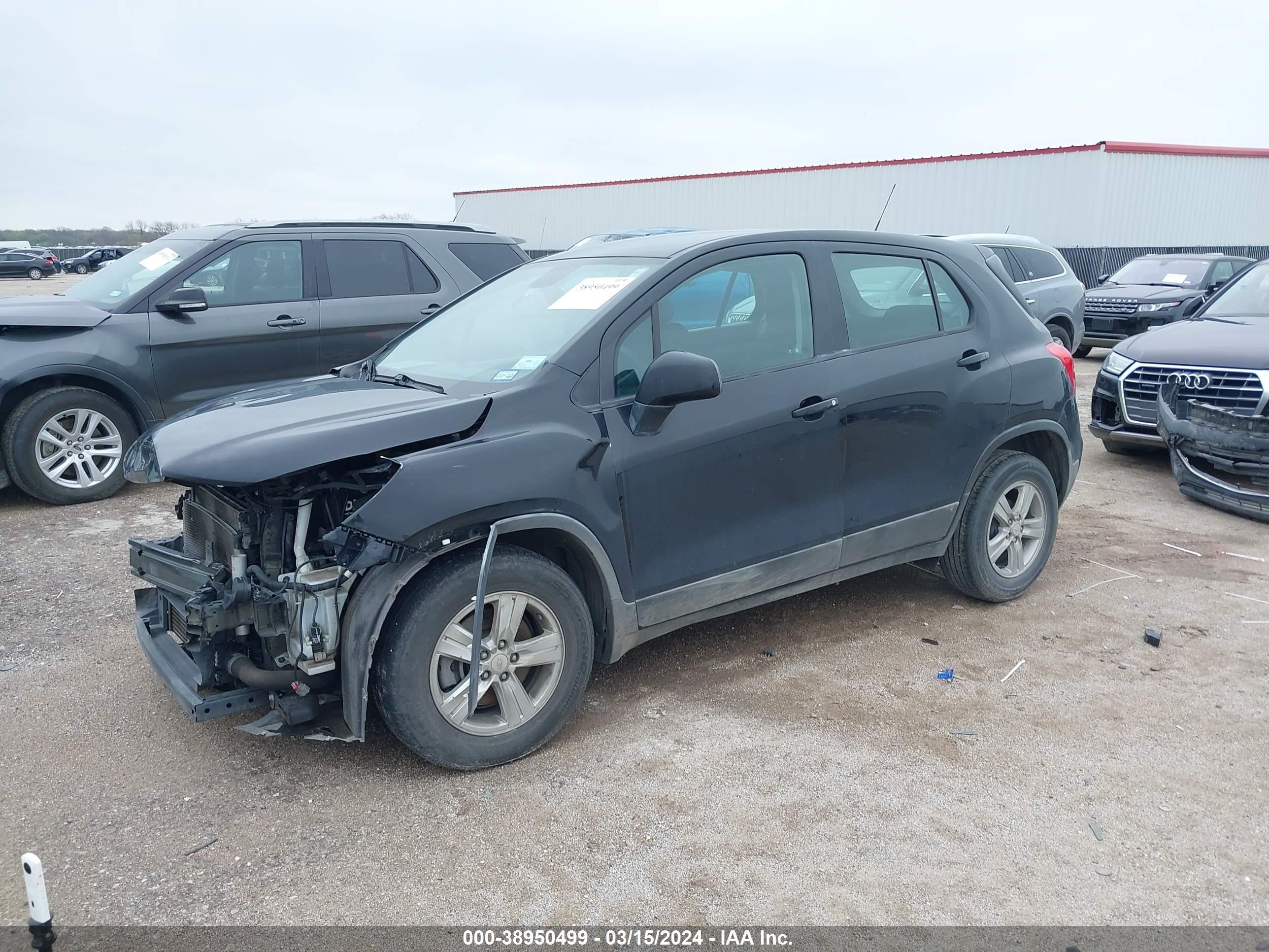 Photo 1 VIN: 3GNCJKSB3KL388083 - CHEVROLET TRAX 