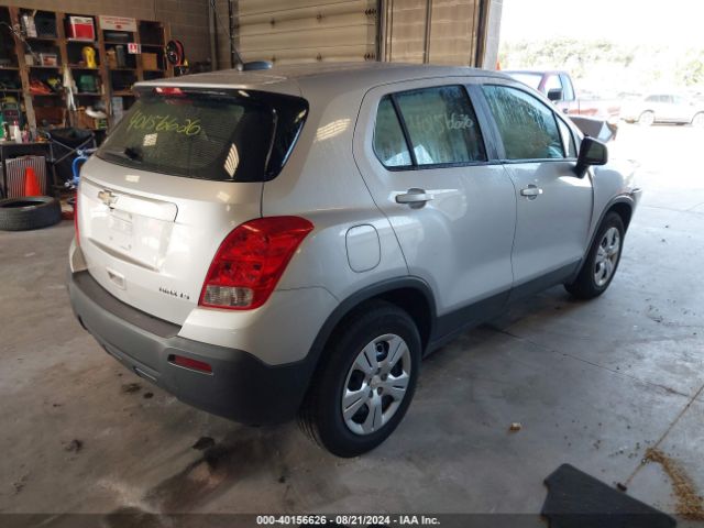 Photo 3 VIN: 3GNCJKSB4GL277999 - CHEVROLET TRAX 