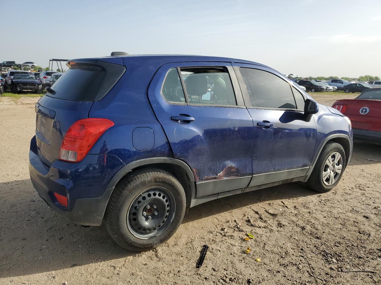 Photo 2 VIN: 3GNCJKSB4HL132172 - CHEVROLET TRAX 