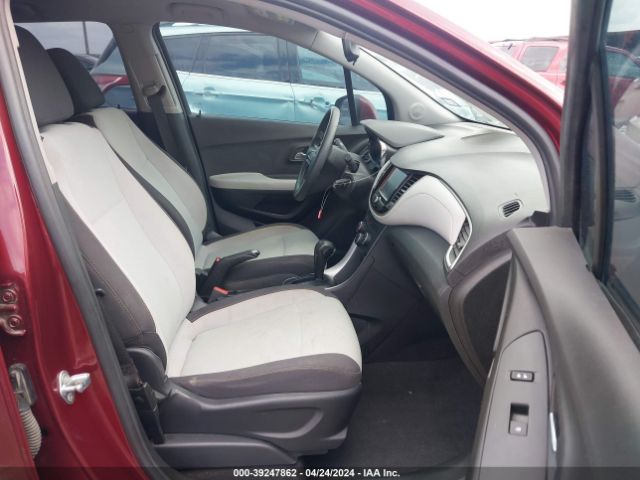 Photo 4 VIN: 3GNCJKSB4HL132429 - CHEVROLET TRAX 