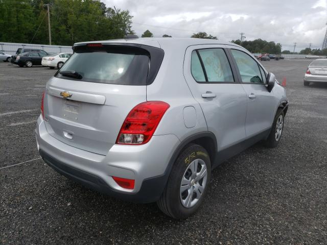 Photo 3 VIN: 3GNCJKSB4JL209788 - CHEVROLET TRAX LS 