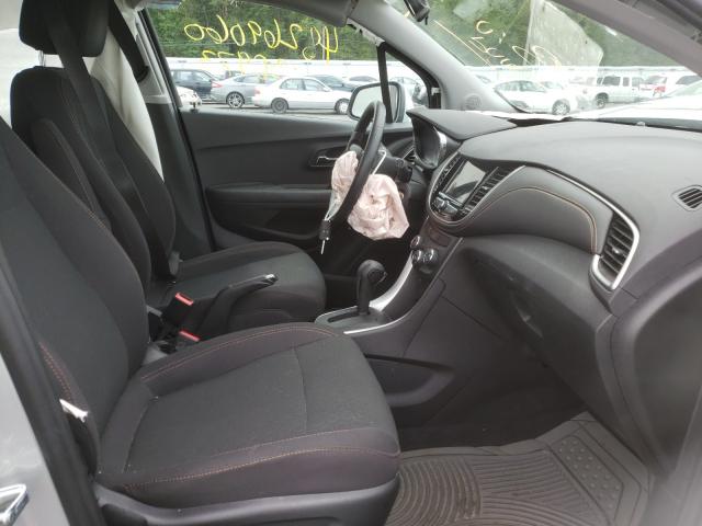 Photo 4 VIN: 3GNCJKSB4JL209788 - CHEVROLET TRAX LS 