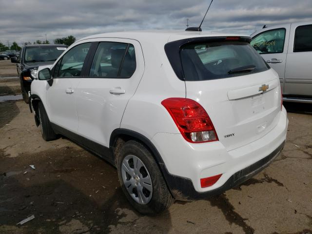 Photo 2 VIN: 3GNCJKSB4JL234142 - CHEVROLET TRAX LS 