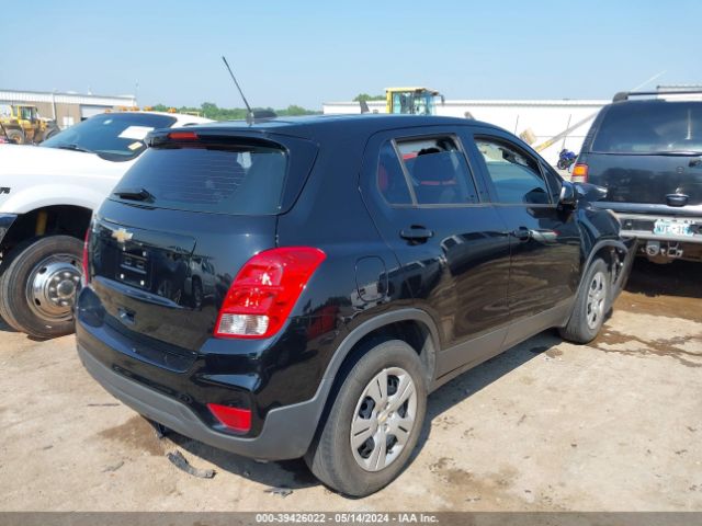 Photo 3 VIN: 3GNCJKSB4JL333978 - CHEVROLET TRAX 