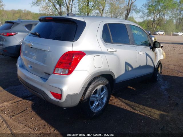 Photo 3 VIN: 3GNCJKSB4KL286789 - CHEVROLET TRAX 