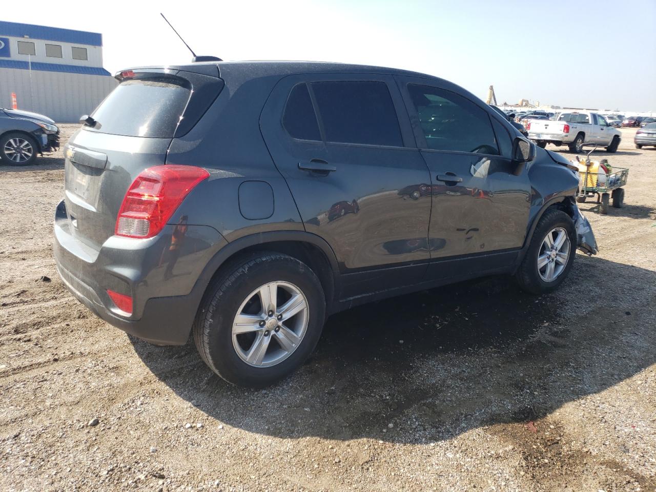 Photo 2 VIN: 3GNCJKSB4LL120631 - CHEVROLET TRAX 