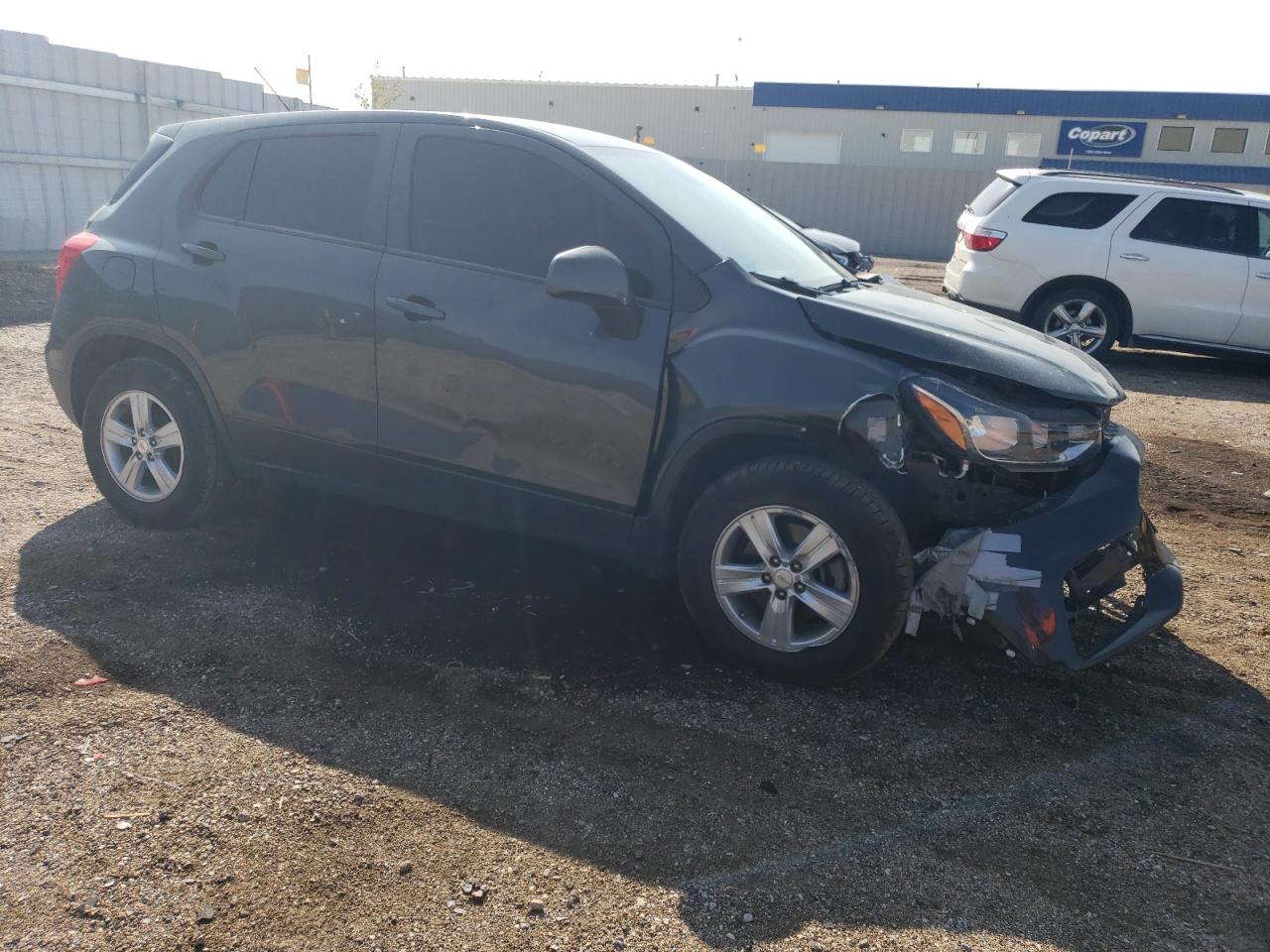 Photo 3 VIN: 3GNCJKSB4LL120631 - CHEVROLET TRAX 