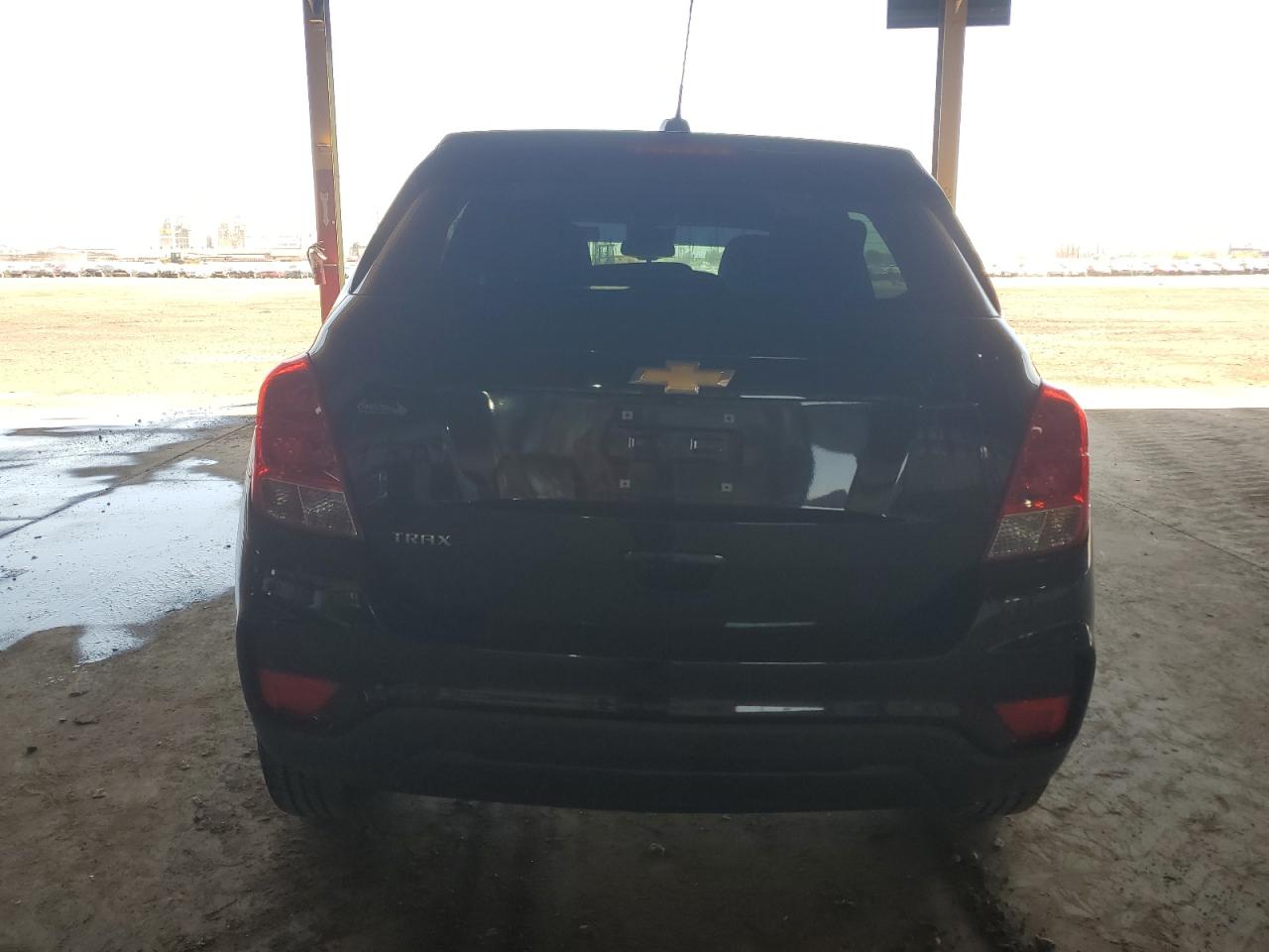 Photo 5 VIN: 3GNCJKSB5JL172752 - CHEVROLET TRAX 